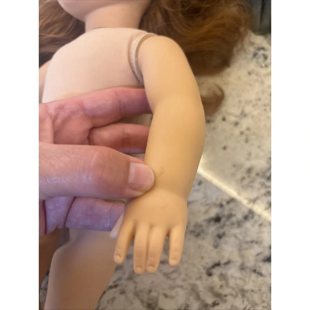 American Girl Doll 2017 Truly Me Number 61? Sleep Eyes Red Hair Green Eyes/Read